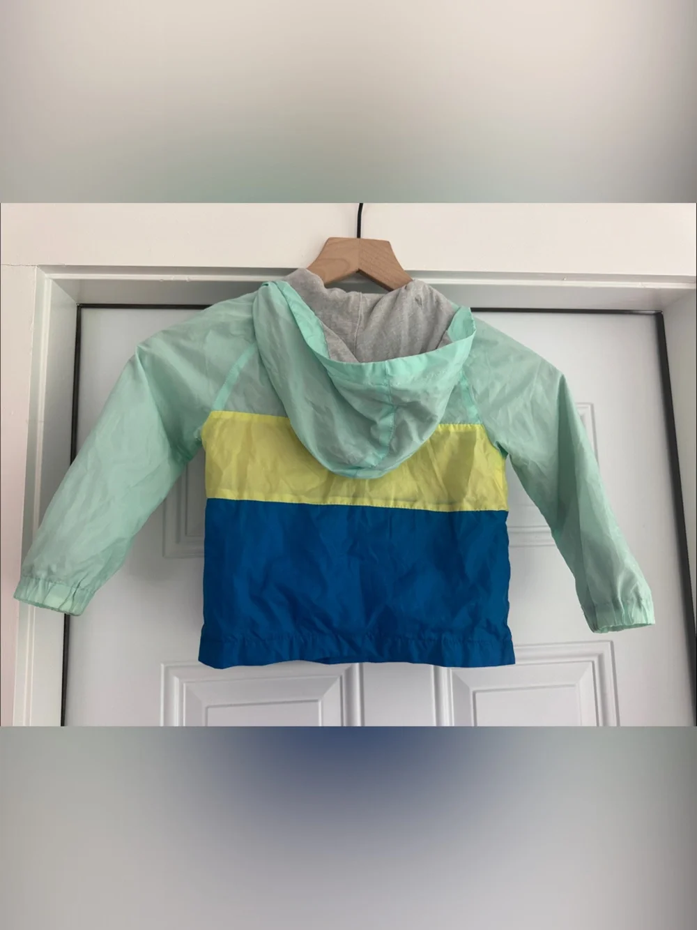 3T Cat & Jack alligator windbreaker, lined